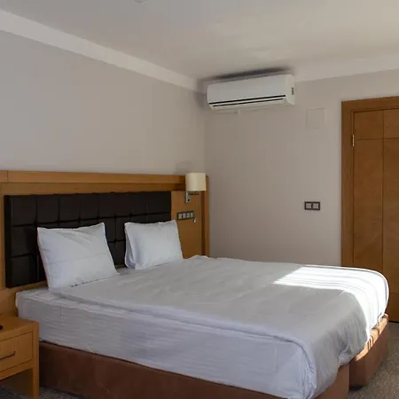 Lotuspark Hotel