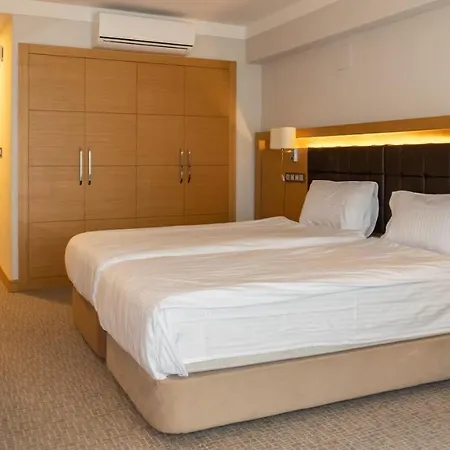 Lotuspark Hotel 3*