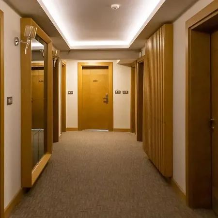 Lotuspark 3*