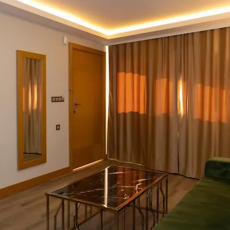 Lotuspark Hotel