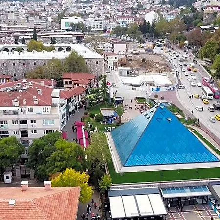 Lotuspark Szálloda Bursa