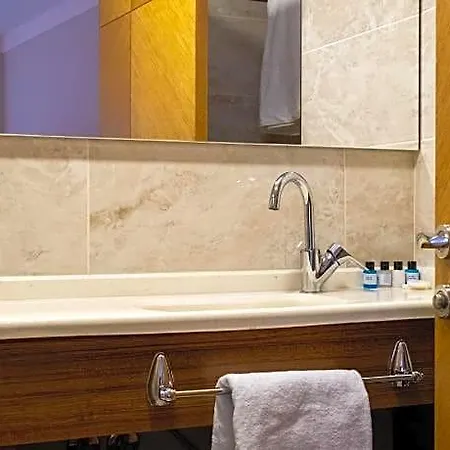 Lotuspark Hotel 3*