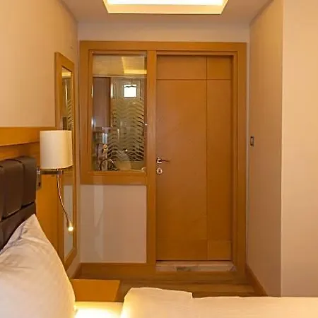 Lotuspark Hotel 3*