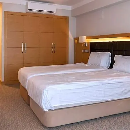 Lotuspark Hotel 3*